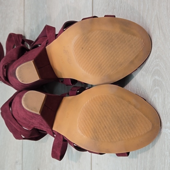 Torrid Women Lace Up Gladiator Heels Back Zip Sandals shoes sz 8WW Extra Wide - Picture 11 of 12